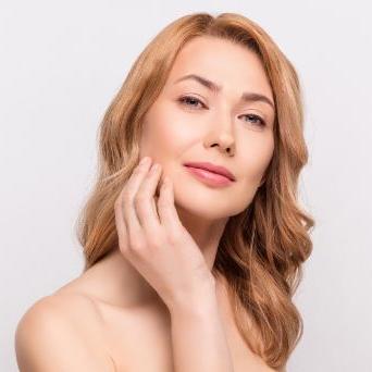 Zabieg napinająco-rozświetlający (endermologia twarzy + peeling Nanili)