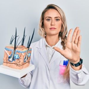 Dermatolog